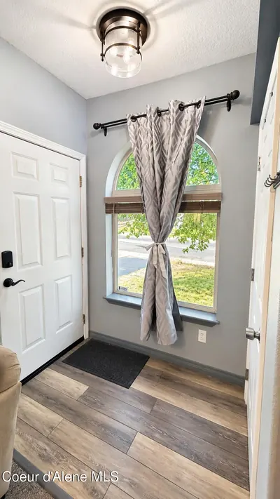 Property 26-9508 - Photo 3