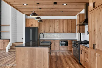 Property 26-8009 - Photo 15