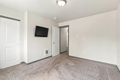 Property 26-7442 - Photo 17
