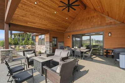 Property 26-8168 - Photo 59