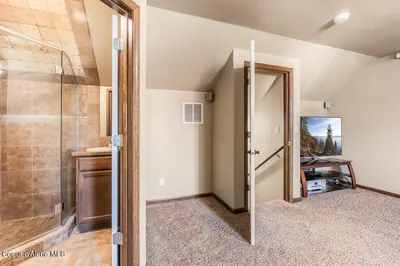 Property 26-9509 - Photo 42