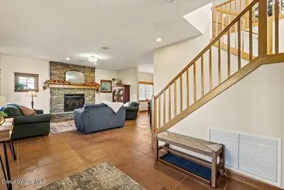 Property 26-10133 - Photo 8