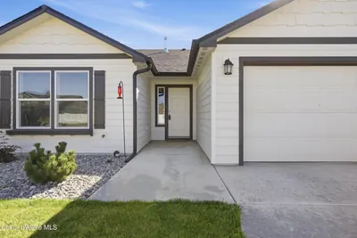 Property 26-9548 - Photo 2