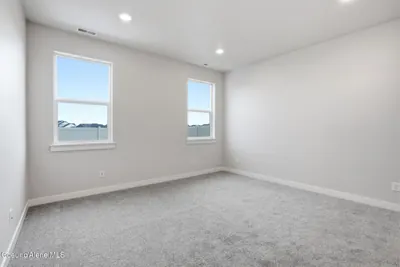 Property 26-10605 - Photo 13