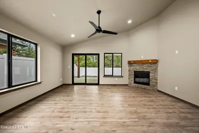 Property 26-8972 - Photo 27