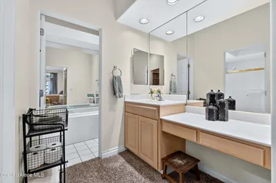 Property 26-9630 - Photo 21