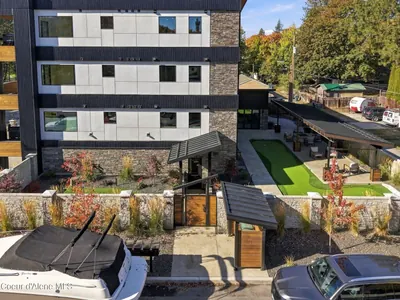 Property 26-10333 - Photo 54
