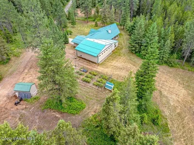 Property 26-6483 - Photo 81