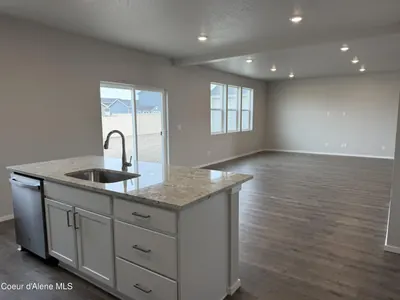 Property 26-9355 - Photo 2