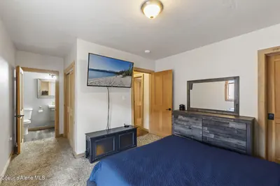 Property 26-7911 - Photo 19
