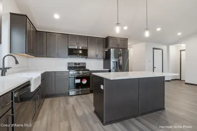 Property 26-4546 - Photo 5