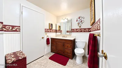 Property 26-10176 - Photo 11