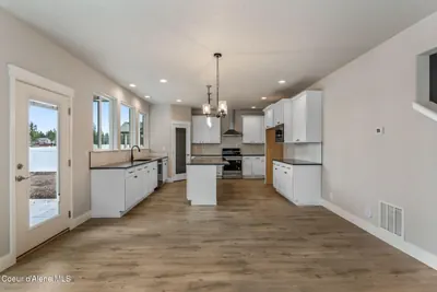 Property 25-11241 - Photo 13