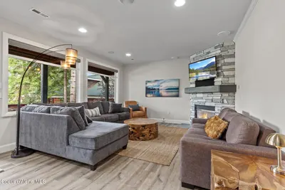 Property 26-9147 - Photo 26