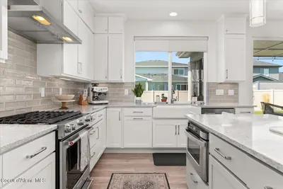 Property 26-10210 - Photo 24