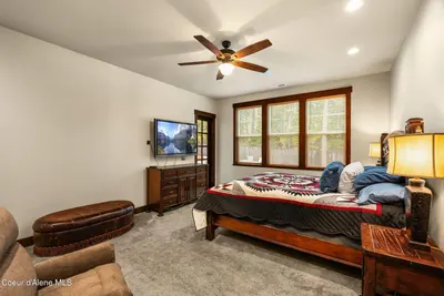 Property 26-10612 - Photo 23
