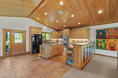Property 26-9542 - Photo 13