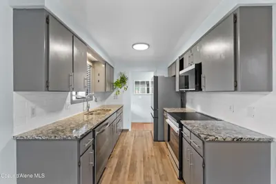 Property 26-8232 - Photo 12
