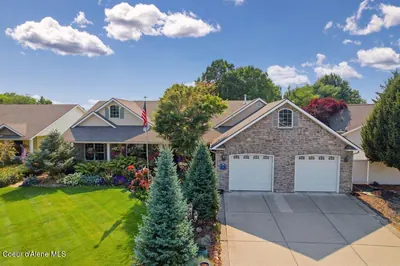 Property 26-9227 - Photo 2