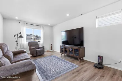 Property 26-8125 - Photo 8
