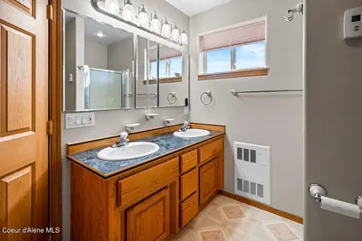 Property 26-10206 - Photo 35