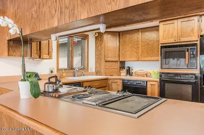 Property 26-9766 - Photo 18