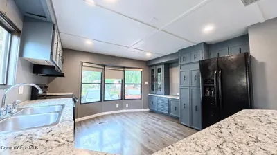 Property 26-8395 - Photo 4