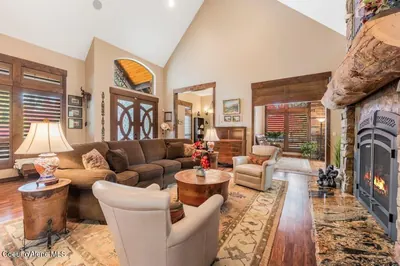 Property 26-10547 - Photo 7