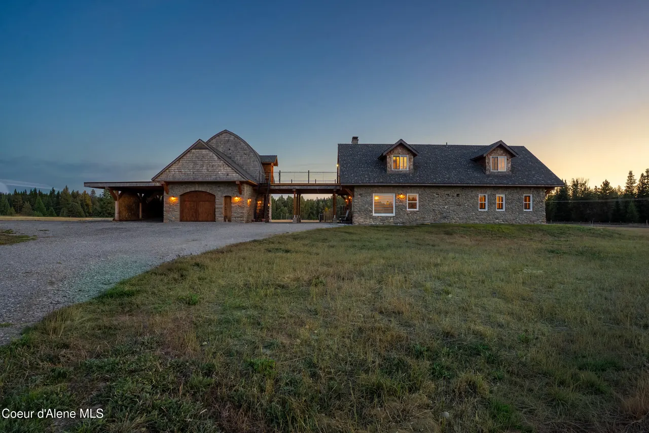 Property 26-6817 - Photo 1