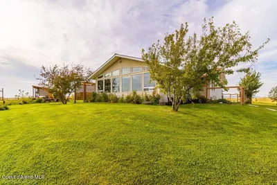 Property 26-4664 - Photo 90