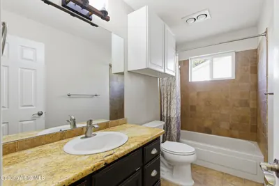 Property 26-9522 - Photo 25