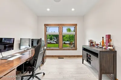 Property 26-9163 - Photo 28