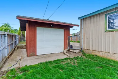 Property 26-8986 - Photo 41