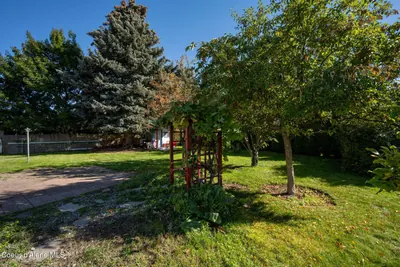Property 26-9221 - Photo 42