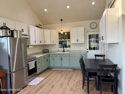 Property 26-8341 - Photo 3