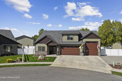 Property 26-9898 - Photo 1
