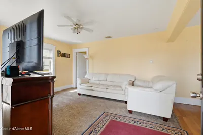 Property 26-8227 - Photo 5