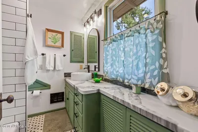 Property 26-9762 - Photo 26