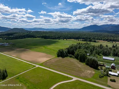 Property 26-6053 - Photo 2