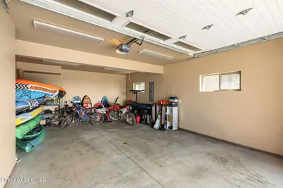 Property 26-7905 - Photo 41