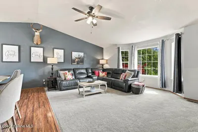 Property 26-9335 - Photo 3