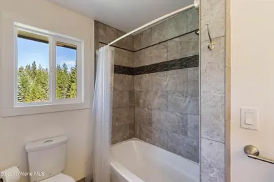 Property 26-3906 - Photo 13