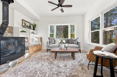 Property 26-10058 - Photo 5