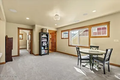 Property 26-10133 - Photo 41