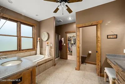 Property 26-9338 - Photo 50