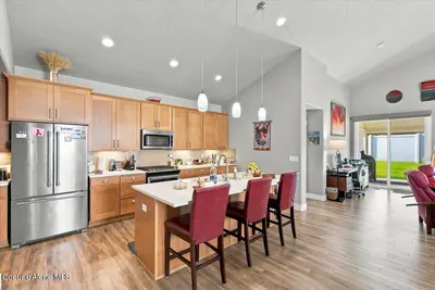 Property 26-9976 - Photo 8