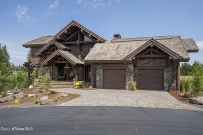 Property 26-7732 - Photo 2