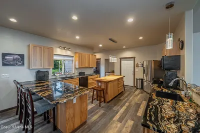 Property 26-10341 - Photo 12