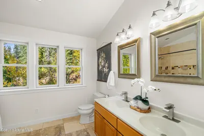 Property 26-10058 - Photo 23