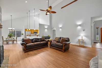 Property 26-10387 - Photo 11